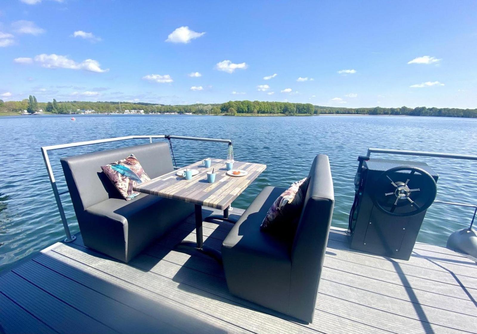 Houseboat Marina Mookerplas 4-6 Persons Plasmolen Exterior foto